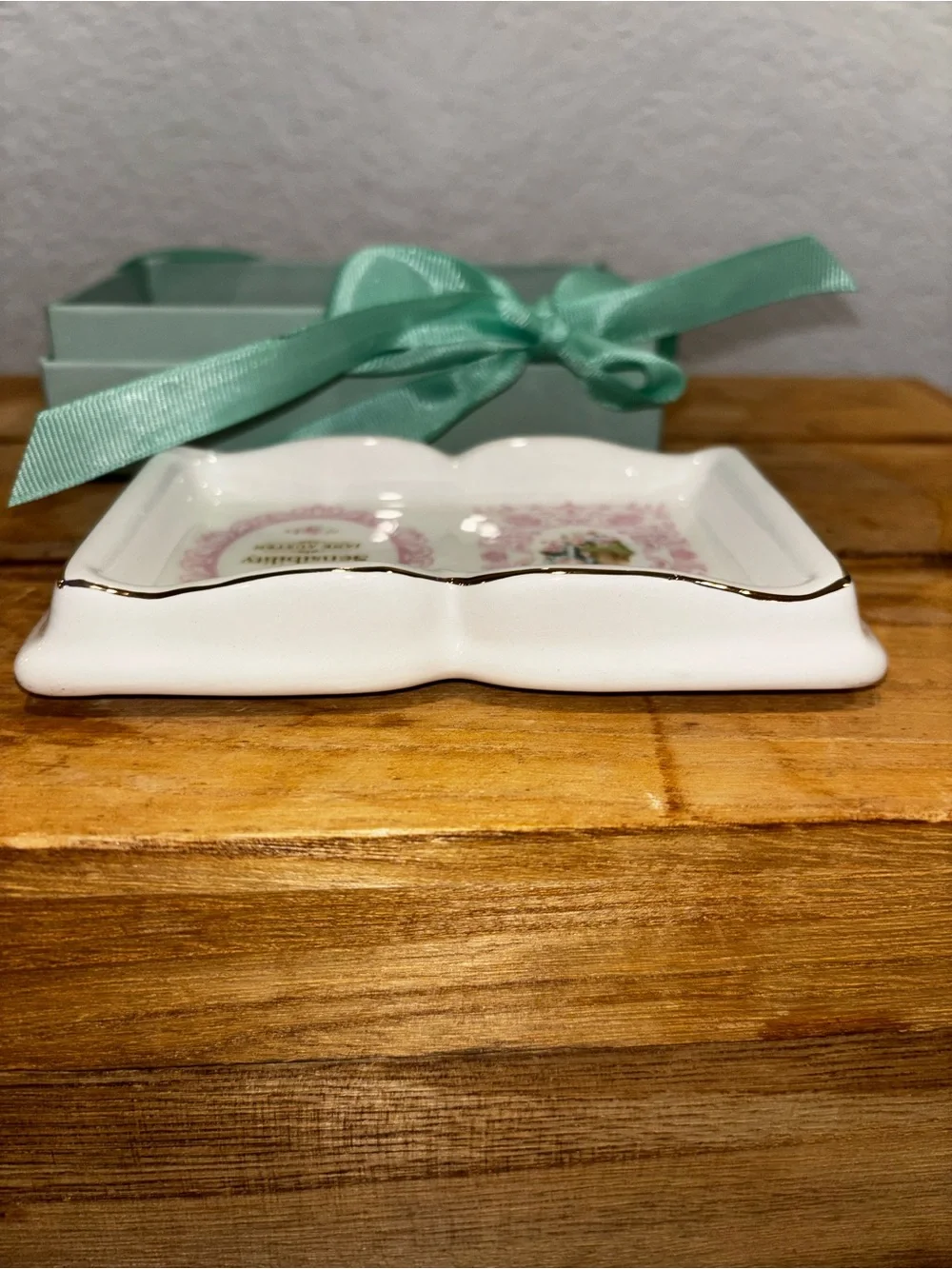 NEW Eccolo Jane Austen Sense and Sensibility Book Trinket Tray Dish Gift NIB
